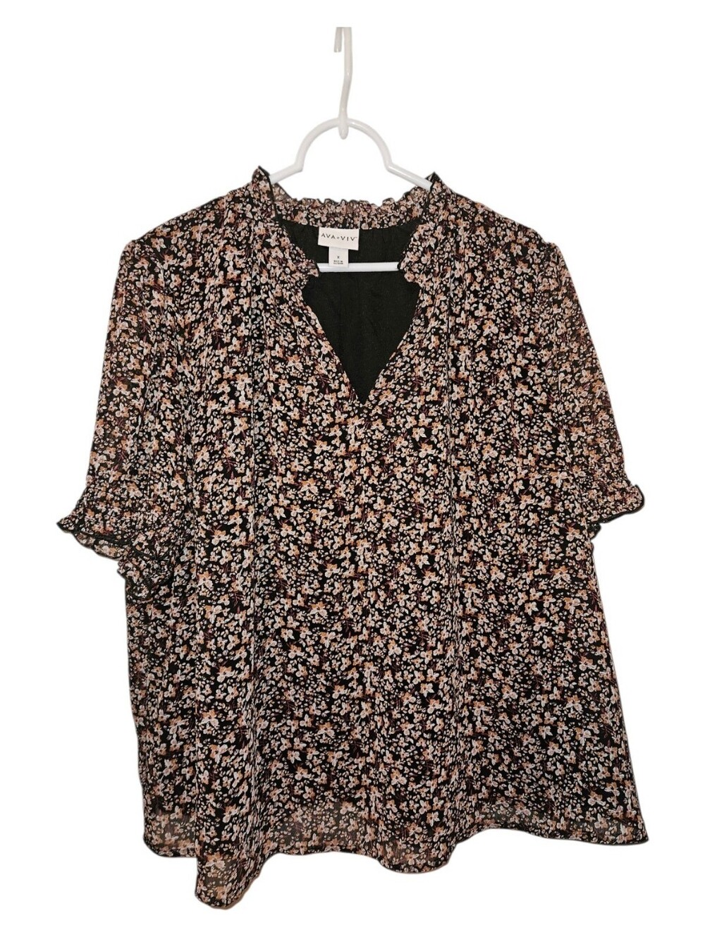 X Ava & Viv Floral Blouse